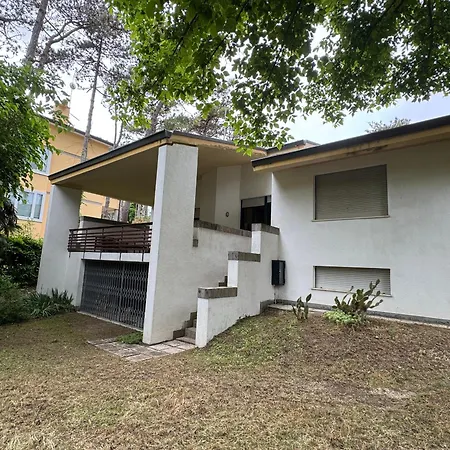 Villa Pineta - Oasi Di Tranquillita A Due Passi Dal Mare